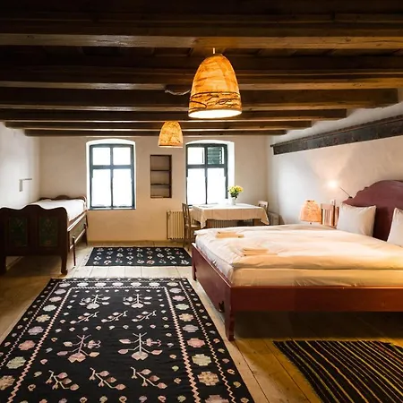Hotel 125