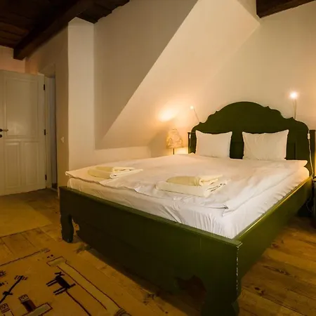 Hotel 125